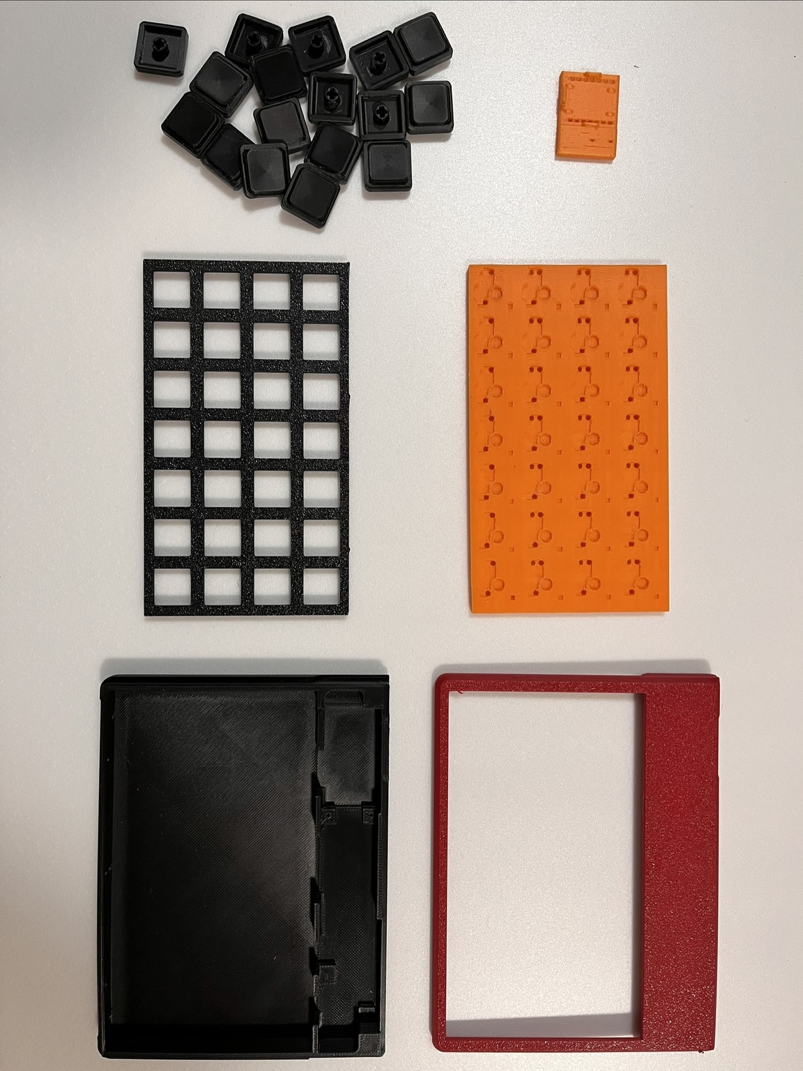 3D printed keyboard case parts